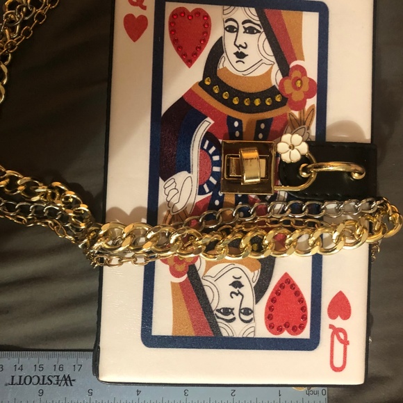 Queen of Hearts Card Purse - Picture 3 of 6